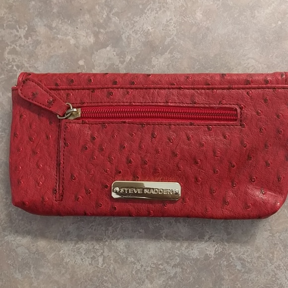 Steve Madden Clutch! NEVER USED. - Picture 1 of 8